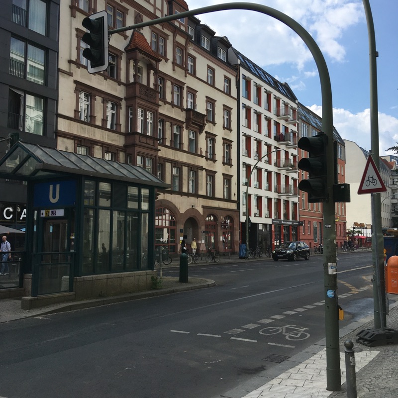 Fußgängerampel in der Chausseestraße außer Betrieb
