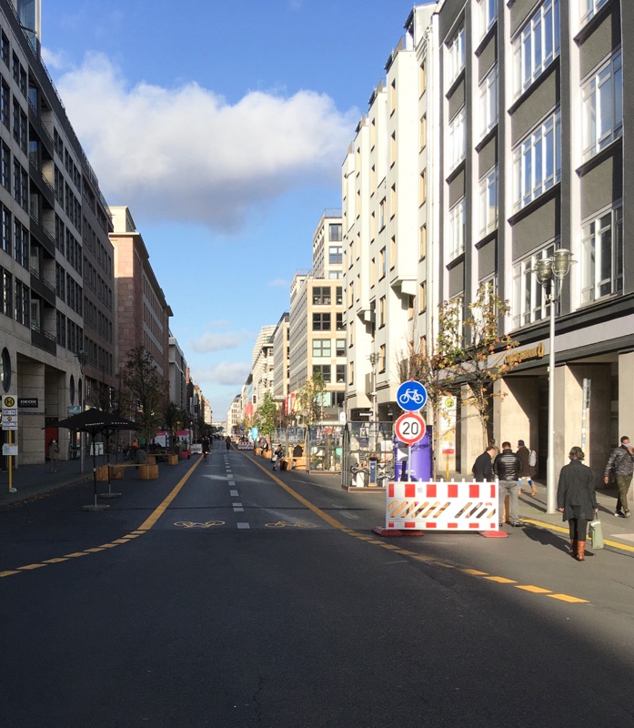 Friedrichstraße nur noch für Fußgänger und Radler