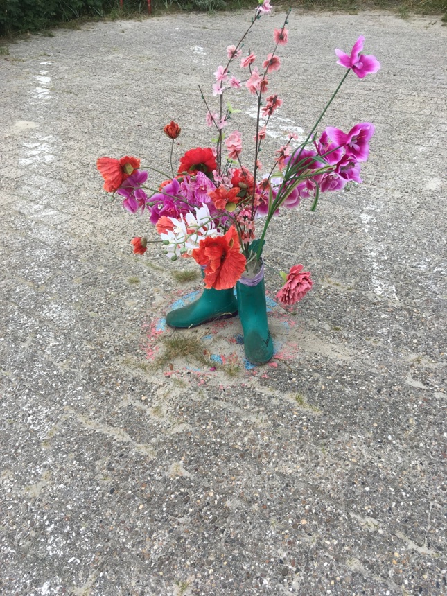 Blumen im Stiefel