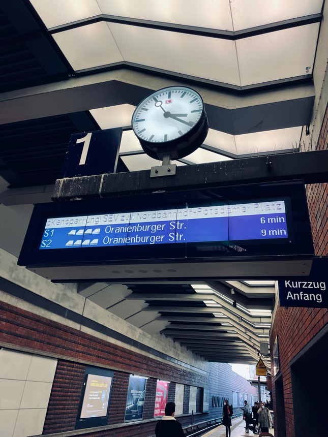S-Bahn in Mitte teilweise  unterbrochen