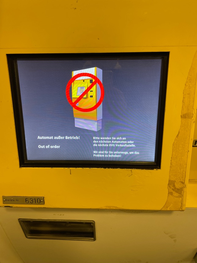 Fahrkarten-Automat außer Betrieb