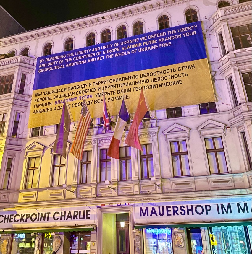 Plakat zur Freiheit und Einheit der Ukraine