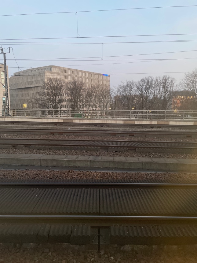 Verspätungen vor Hauptbahnhof! 